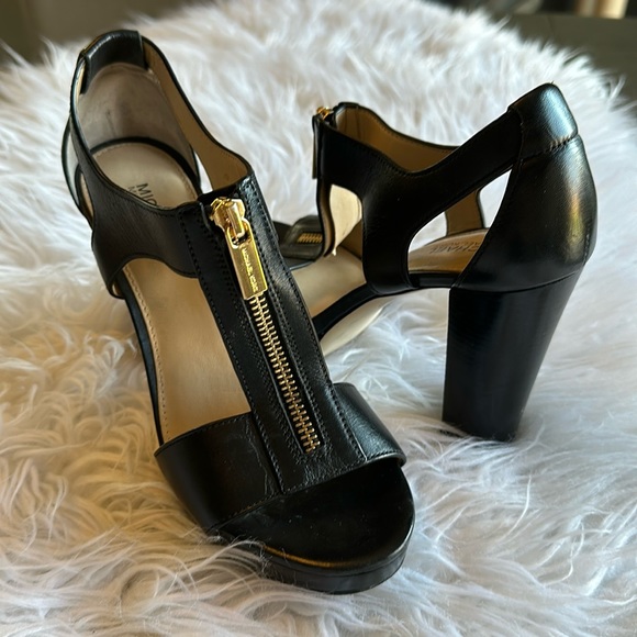 MICHAEL Michael Kors Shoes - MK